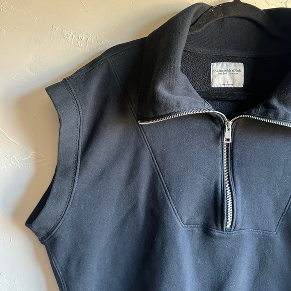 Abercrombie & Fitch Cropped Sweatshirt Half Zip Sleeveless Pullover Black Sz L - Picture 6 of 10